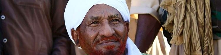 المرحوم الصادق المهدي في ذمة الله تعالى