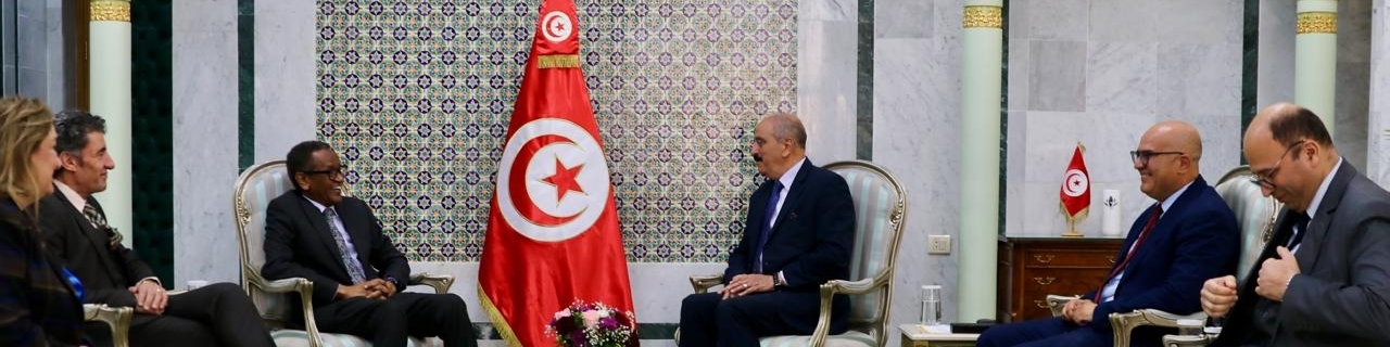 مدير عام الاتحاد يلتقي وزير الشؤون الخارجية في الجمهورية التونسية 